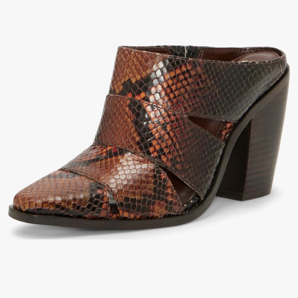 Vince Camuto Women's Aimie Pump...Size 6